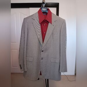 Brioni Black Micro Check Blazer Size 42 L (Blazer Only-shirt not included)